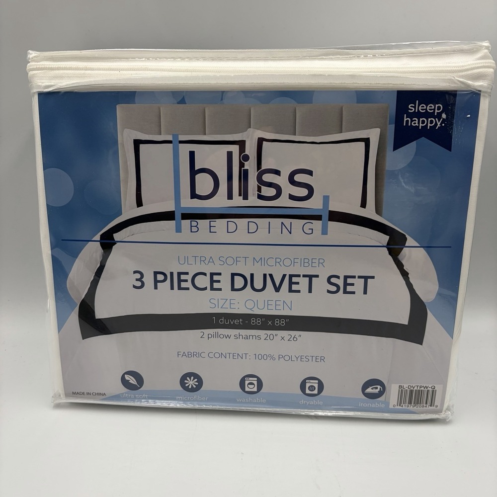 Bliss Queen Size 3 Piece Duvet Set. 1 Duvet/2 Shams 100% Polyester